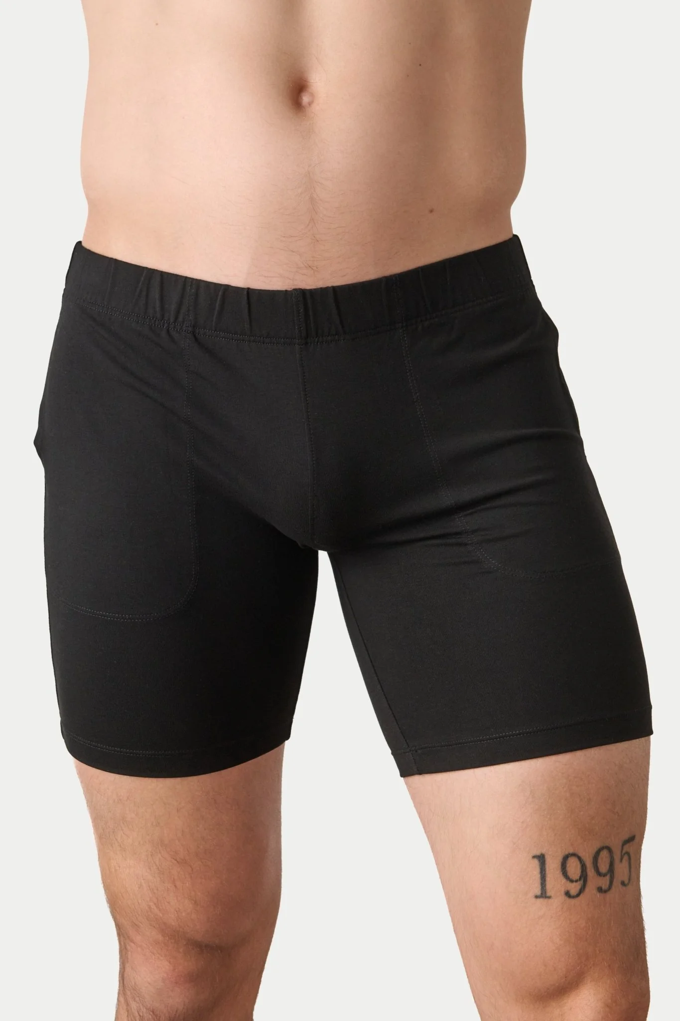 FLOW 6 Inch Shorts V2 - Black - Image 4