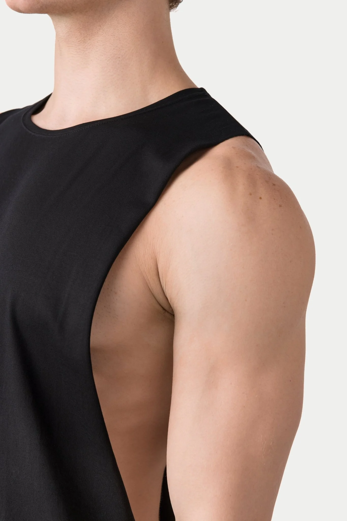 IMPACT Tank - Black - Image 5