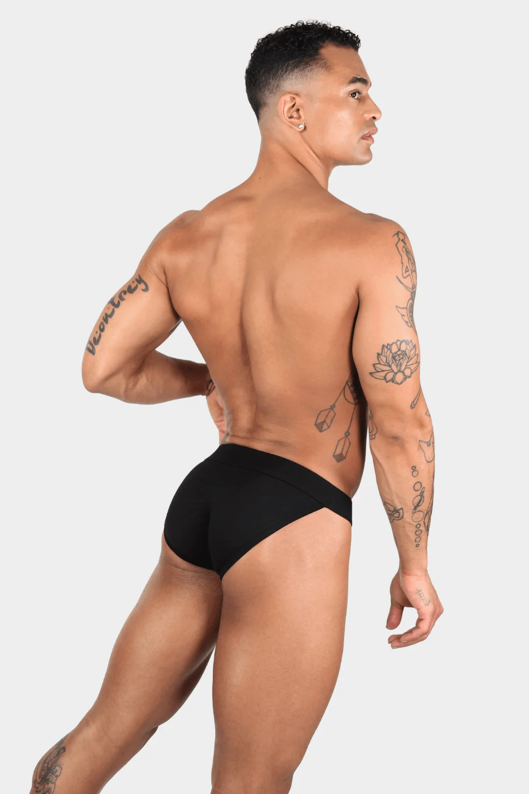 SHOWCASE Tanga Briefs - Black - Image 4